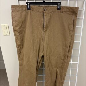 Old Navy Straight Built-In-Flex Khaki Pants size 46 waist and 30 inseam.